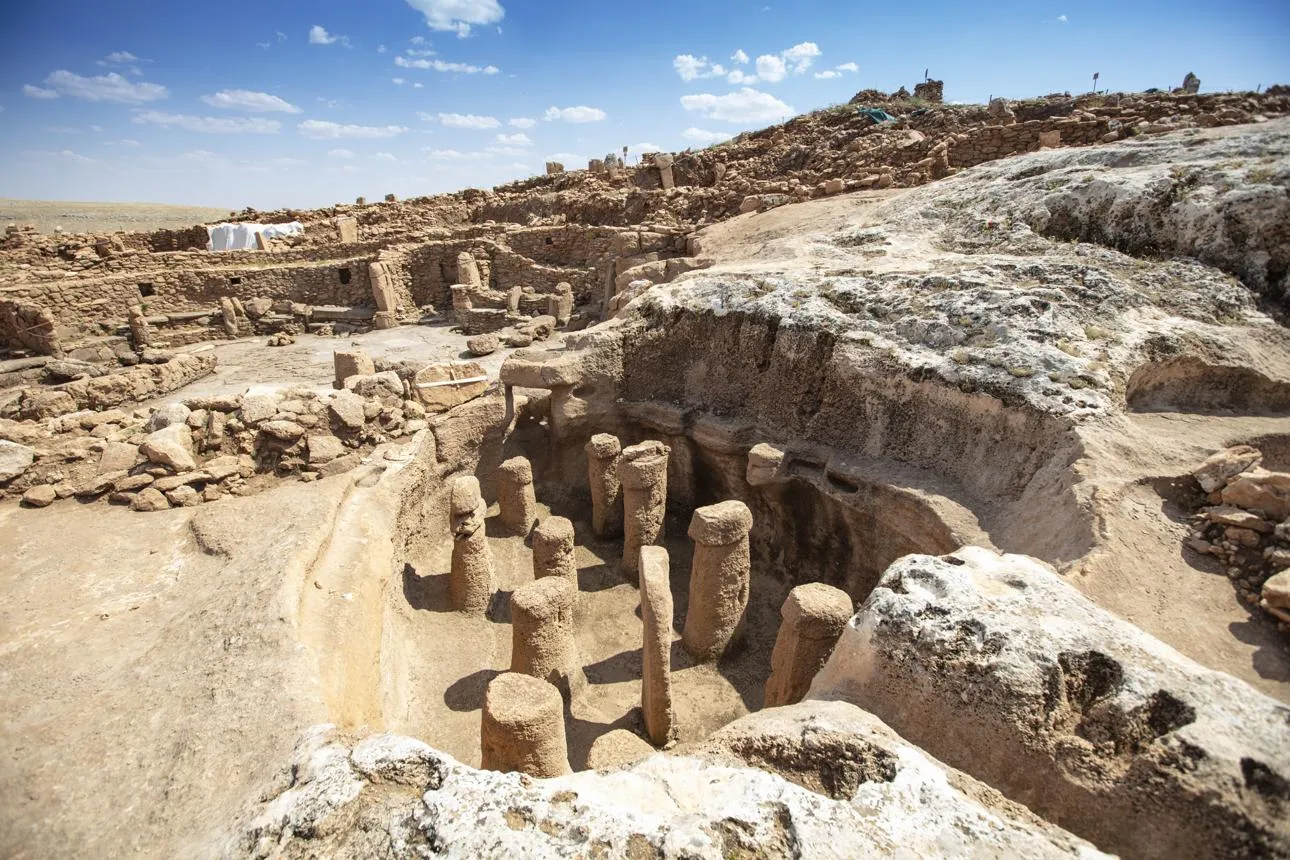 The rock-cut chamber of stone pillars at Karahantepe
