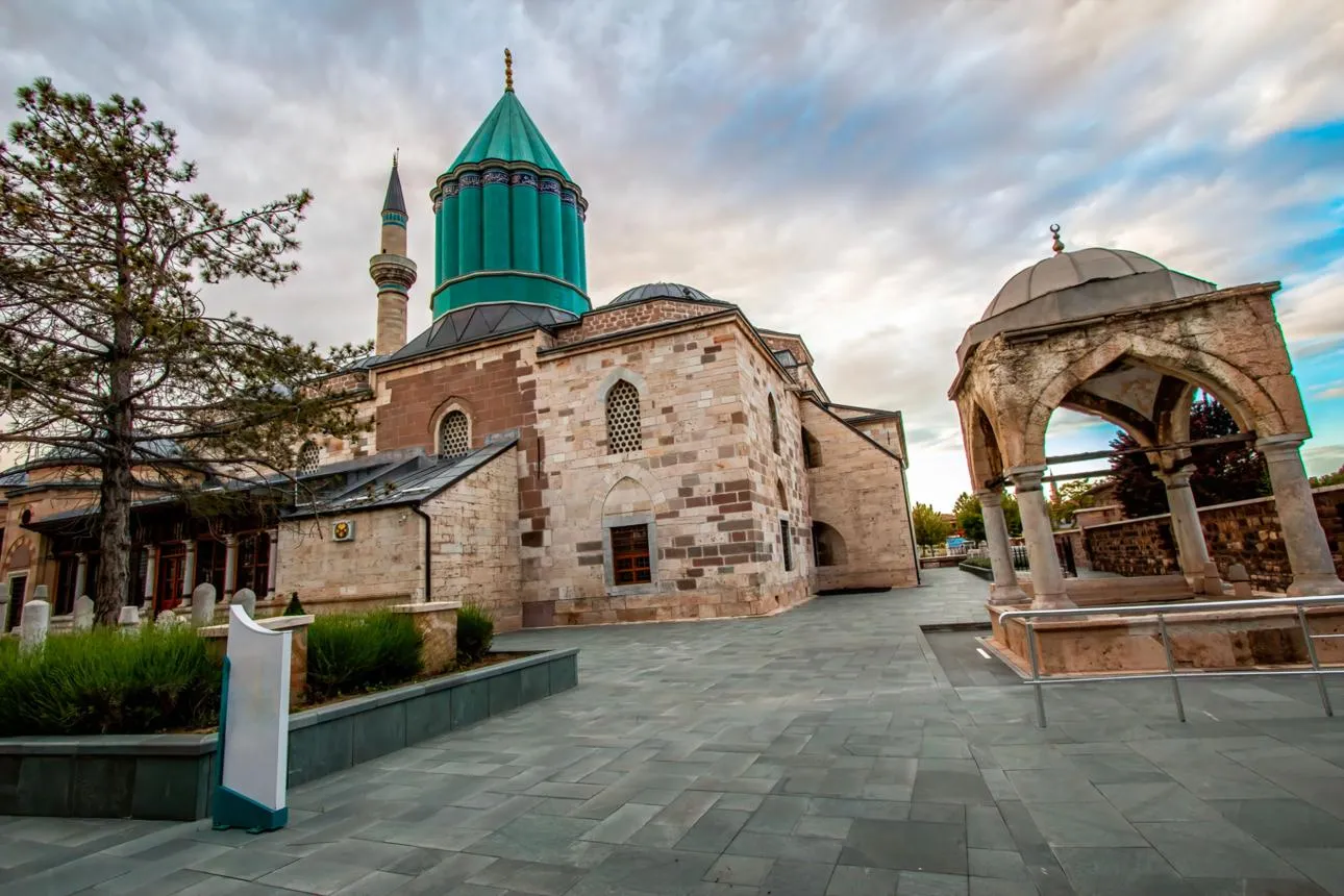 The courtyard, fountain and turquoise dome of the Mevlana Museum